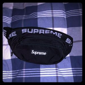 supreme fanny pack